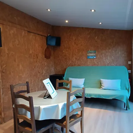 O Canto Do Melro, Πανσιόν *